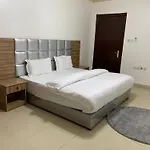 Al Quba Al Thahbia Hotel Suites 2