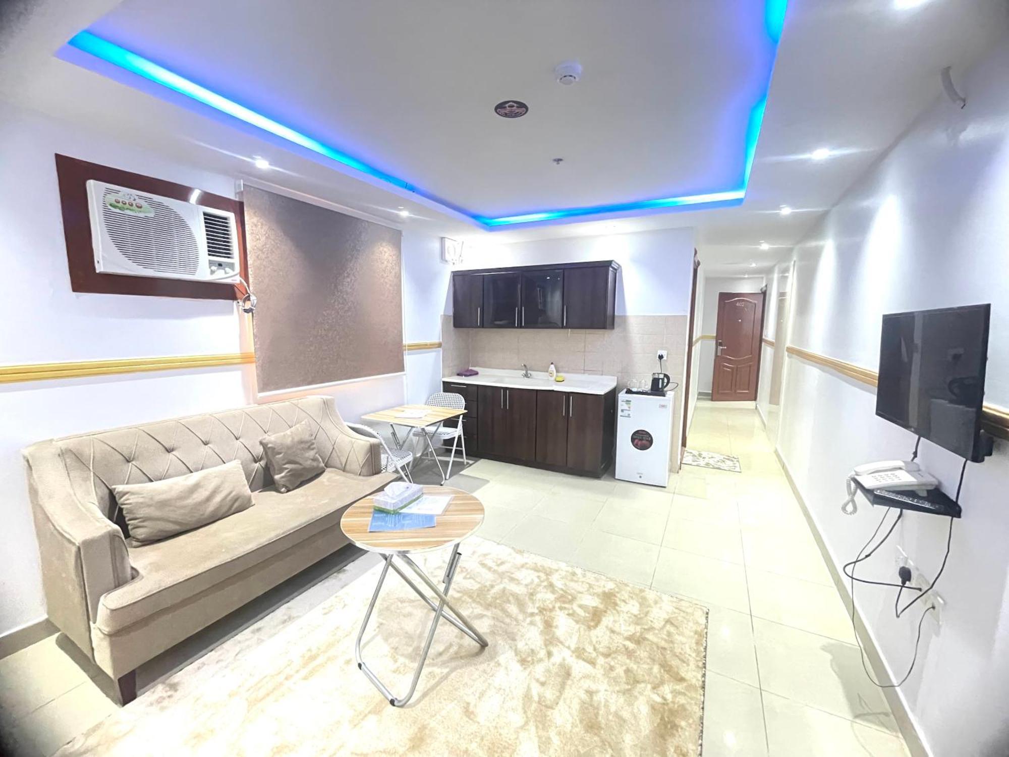 Al Quba Al Thahbia 2 Aparthotel 3*