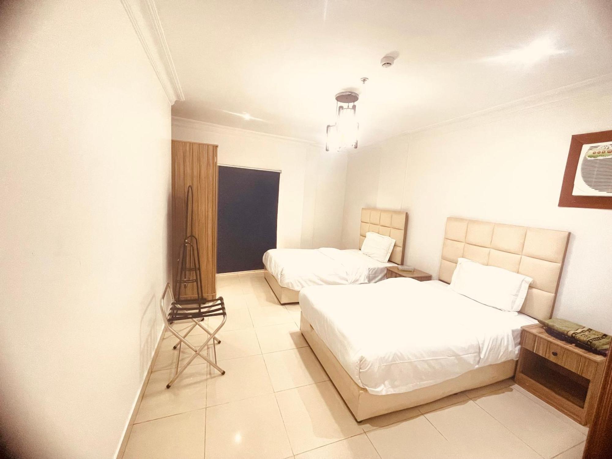 Al Quba Al Thahbia 2 Aparthotel 3*